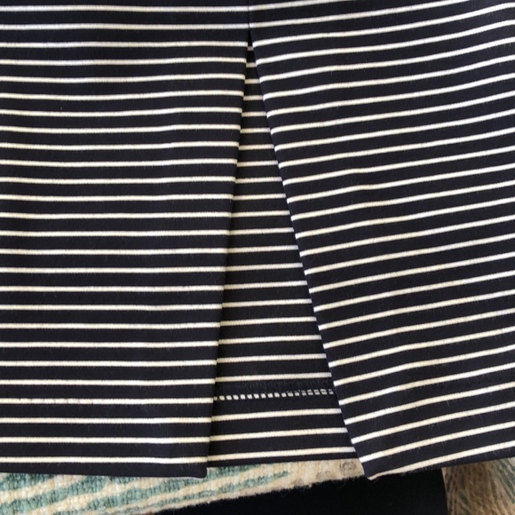 Banana Republic dress with navy and white stripes - Picture 4 of 4